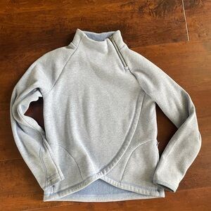 Athleta Girls Size 12 Heathered Blue Zippered Pullover Sweatshirt